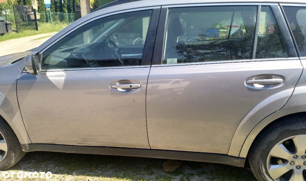 Drzwi Subaru outback 11r lakier c6Z tylne lewe - 1