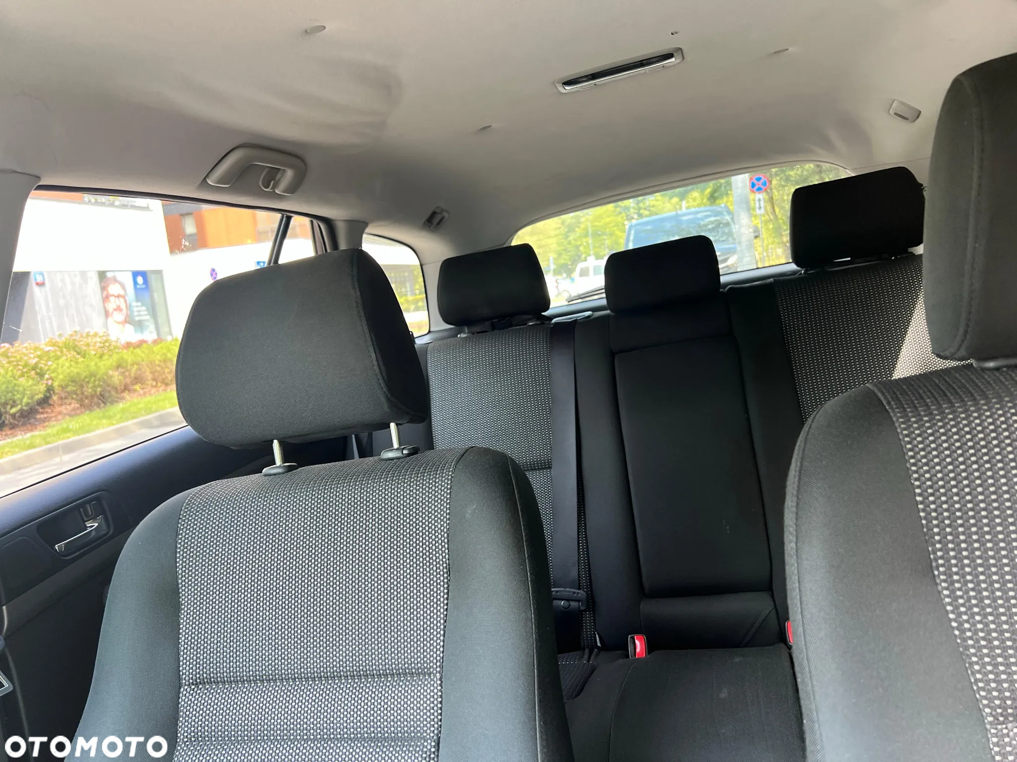 Toyota Avensis 2.0 VVT-i Combi Automatik Sol - 11
