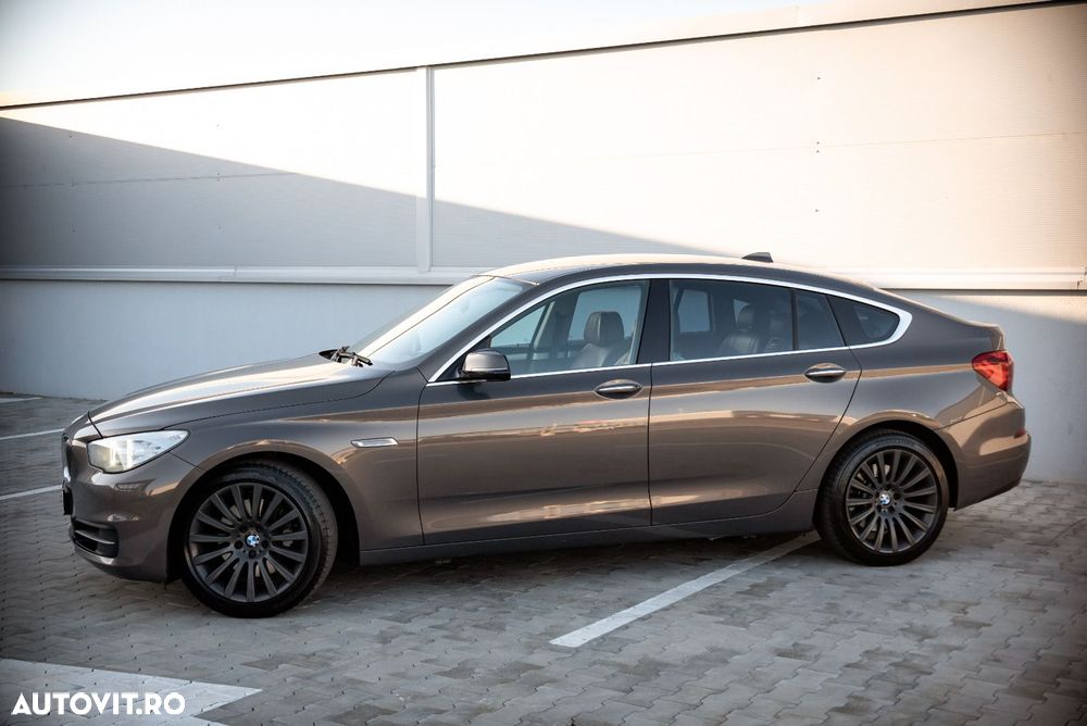 BMW Seria 5 520d Gran Turismo - 2