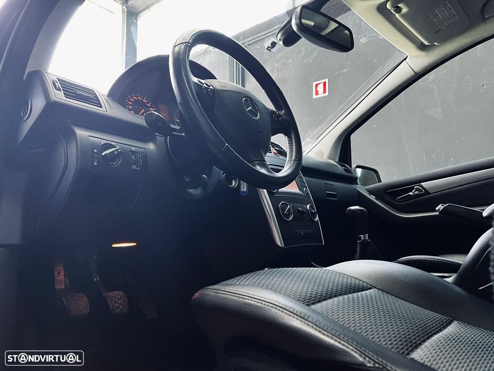 Mercedes-Benz A 180 CDI Avantgarde - 19