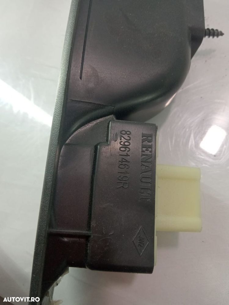 Buton geam stanga fata 829614619r Renault Clio 4 - 2