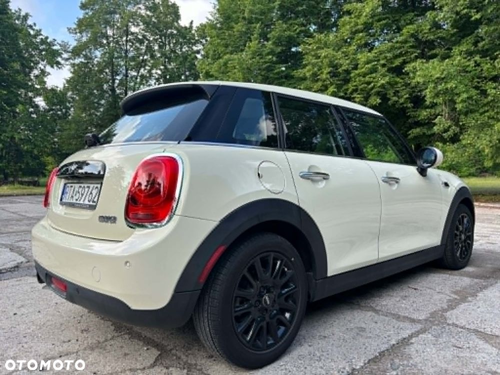 MINI Cooper Seven Chili - 7