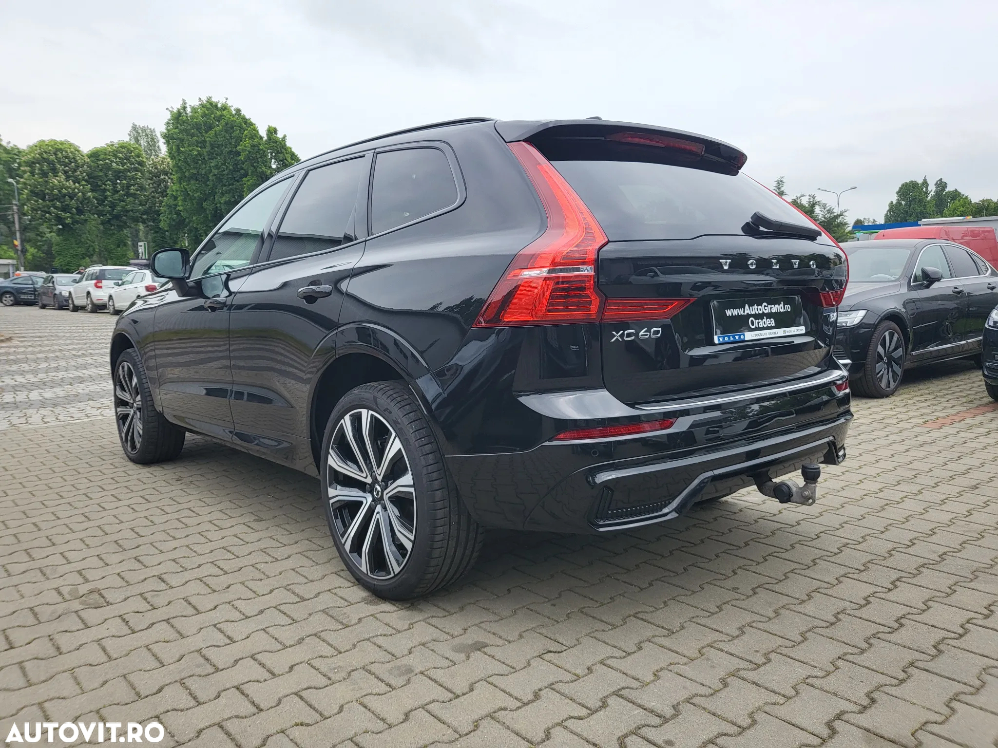 Volvo XC 60 B4 D AWD Geartronic RDesign - 11