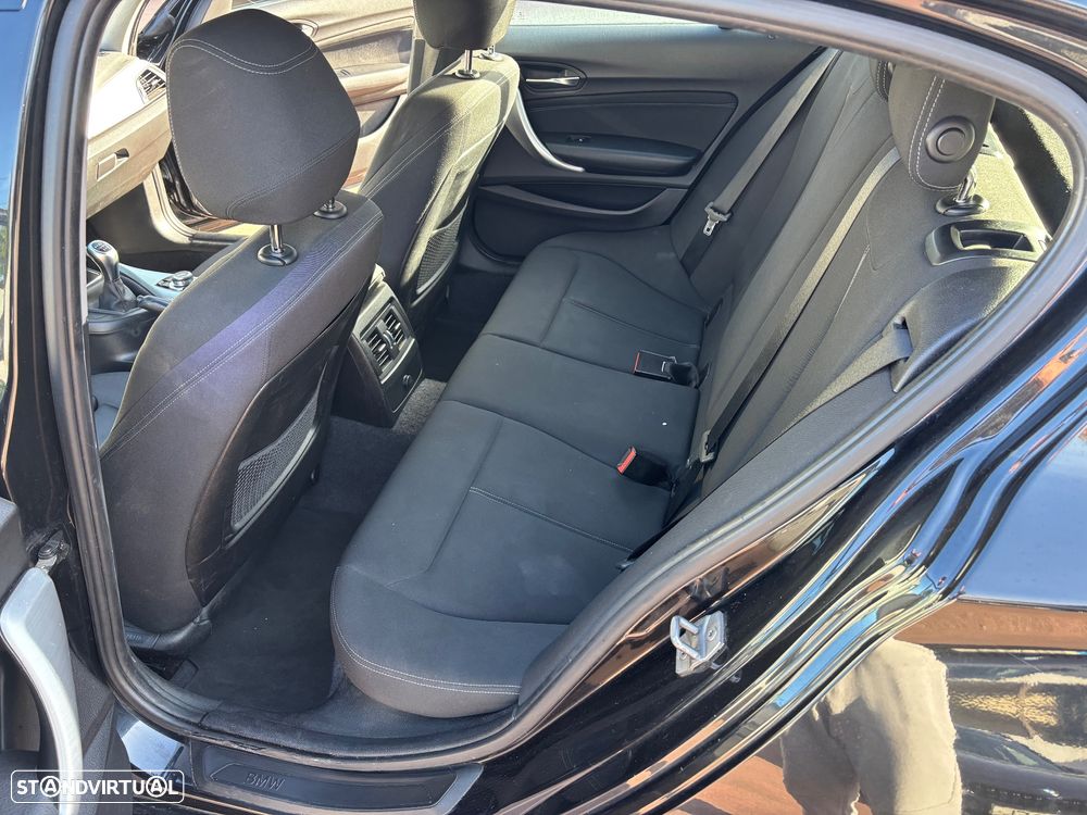 BMW 116 d Sport Line - 6