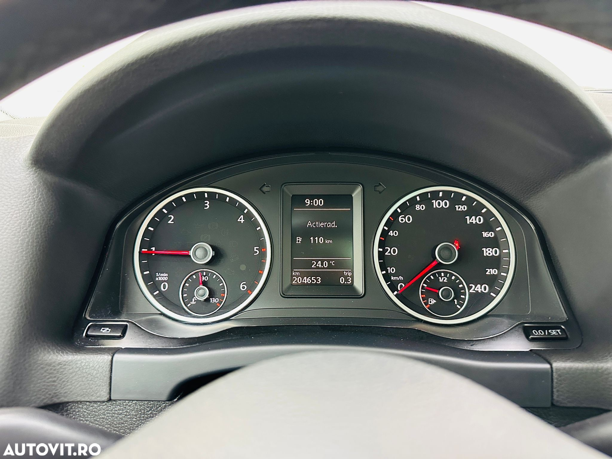 Volkswagen Tiguan - 34