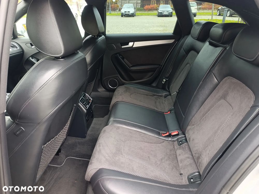 Audi A4 Avant 2.0 TFSI quattro S tronic S line Sportpaket - 14