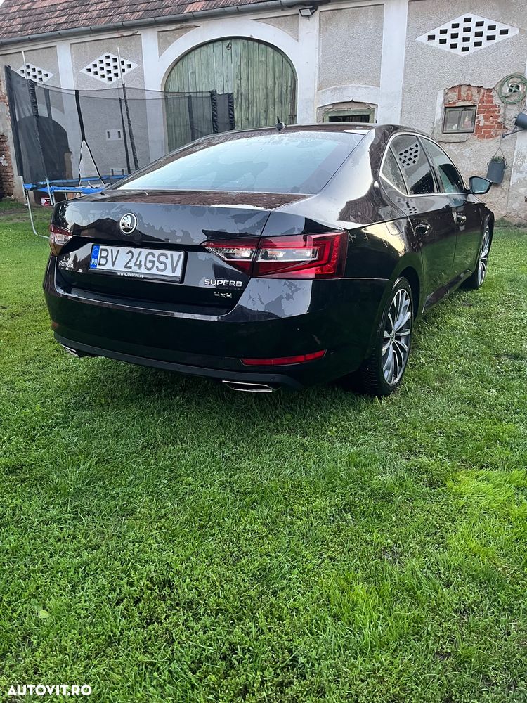 Volkswagen Golf - 3