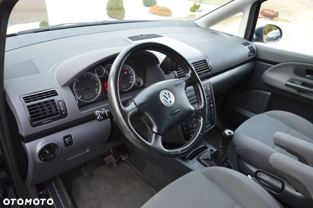 Volkswagen Sharan 1.9 TDI Family - 11