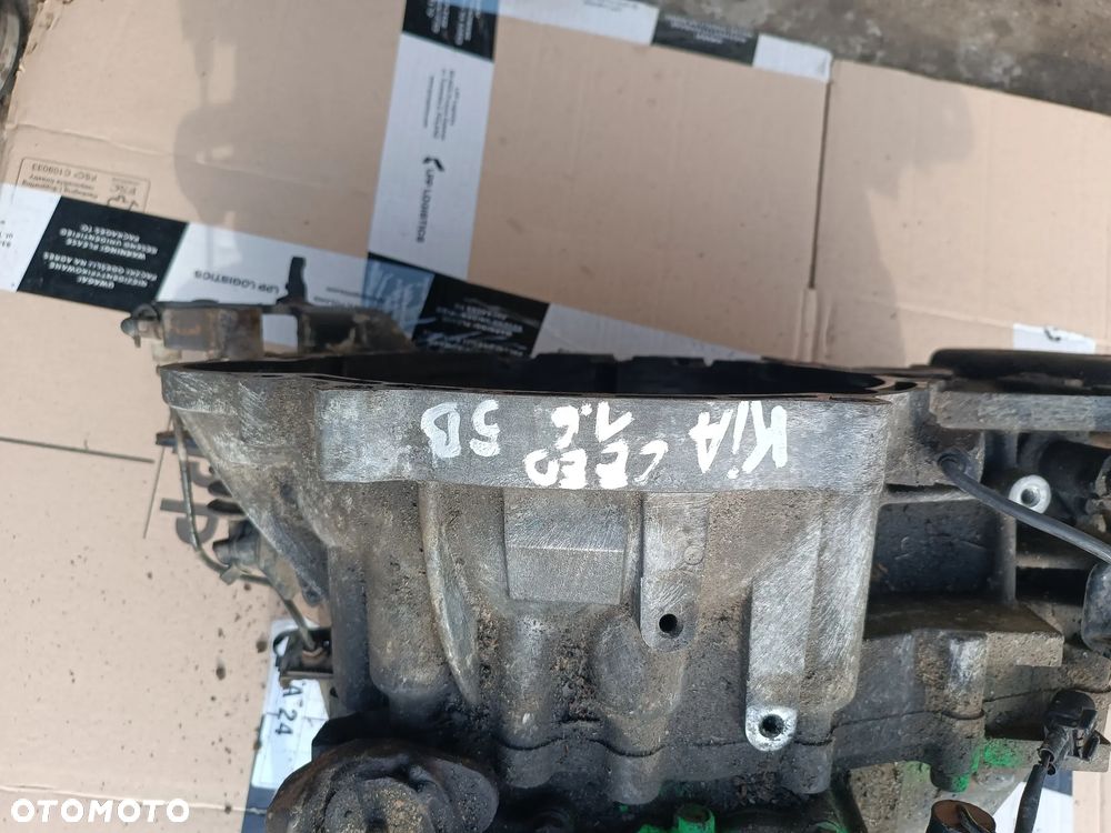 SKRZYNIA BIEGÓW 5 BIEGOWA KIA CEED I 1.6CRDI - 6