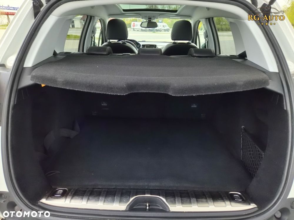 Peugeot 2008 - 23