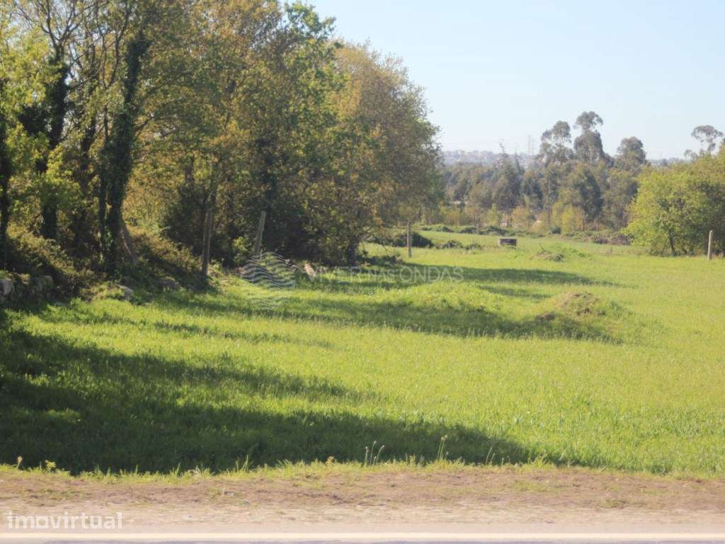Terreno com PIP para 8 lotes, em Silva Escura - Maia - Grande imagem: 3/16