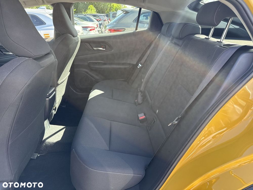 Toyota Prius - 22