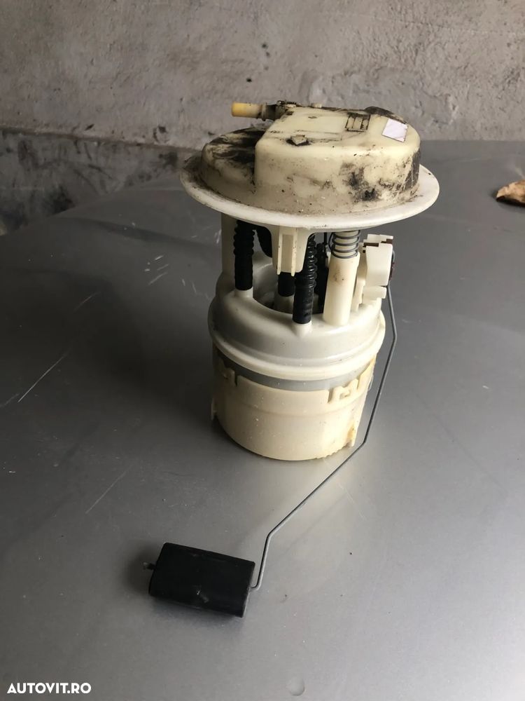 Pompa benzina rezervor combustibil Peugeot 206+ plus 1,1 benzina 2010 - 2