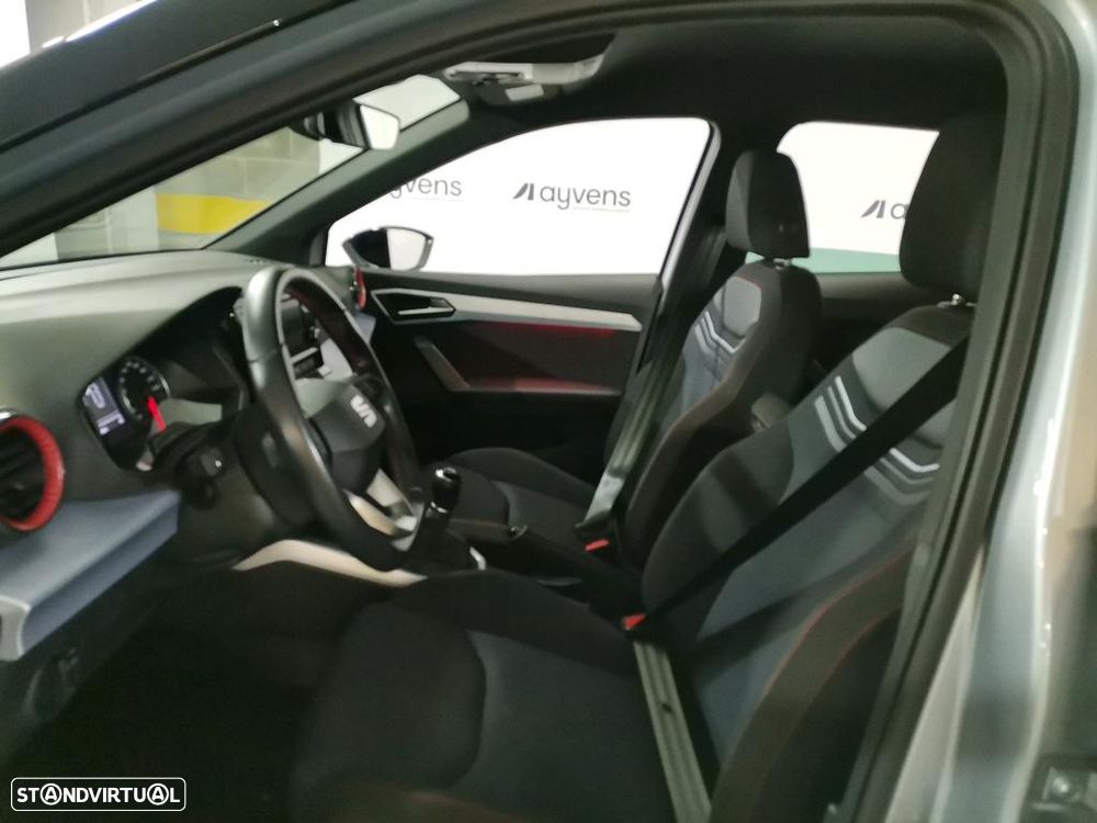 SEAT Arona 1.0 TSI FR - 5