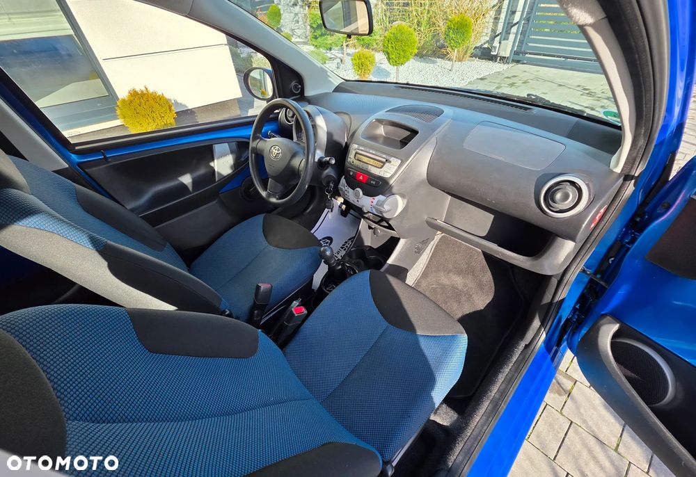 Toyota Aygo Cool - 12