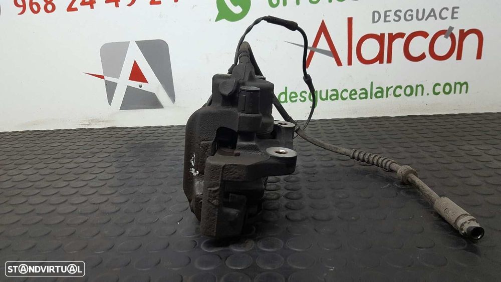 PINÇA DE TRAVÃO FRENTE DIREITA BMW SERIE 1 LIM. (F20) 120D - 4