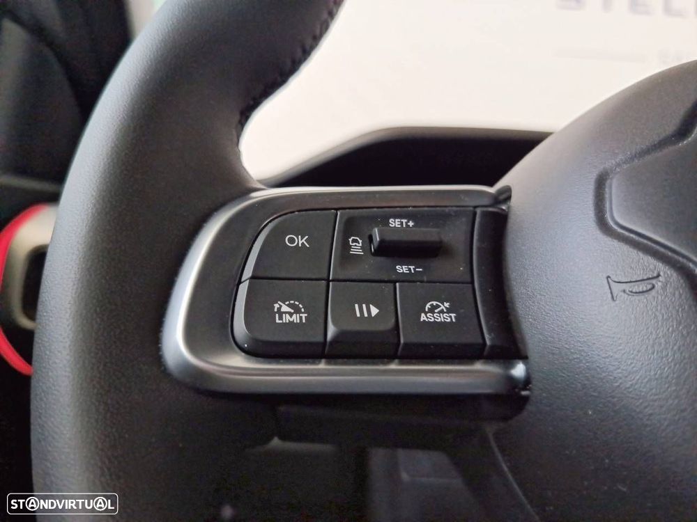 Jeep Avenger 1.2 e-Hybrid Summit DCT - 16