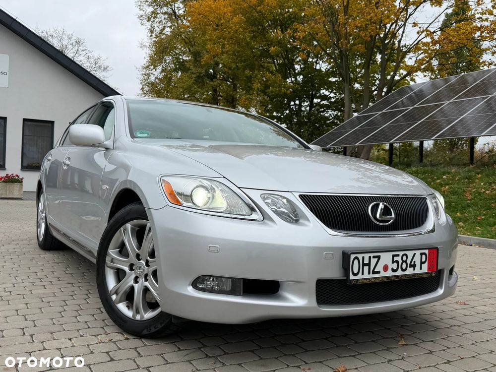 Lexus GS - 10