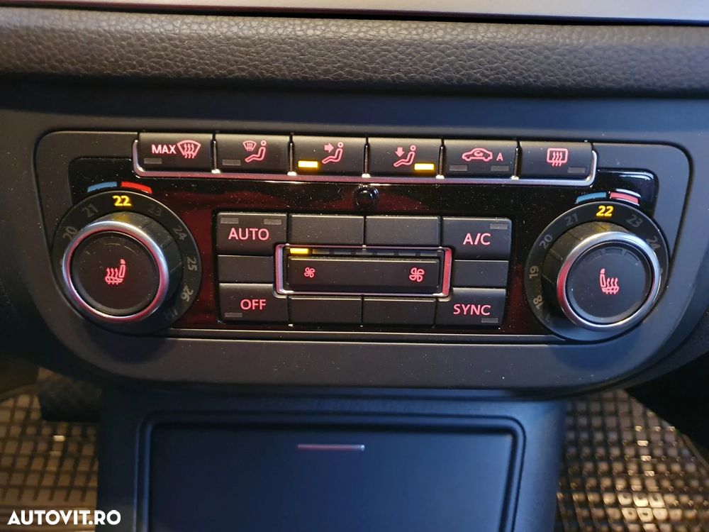 Volkswagen Tiguan 2.0 TDI DPF 4Motion BlueMotion Technology DSG Cup Sport & Style - 6