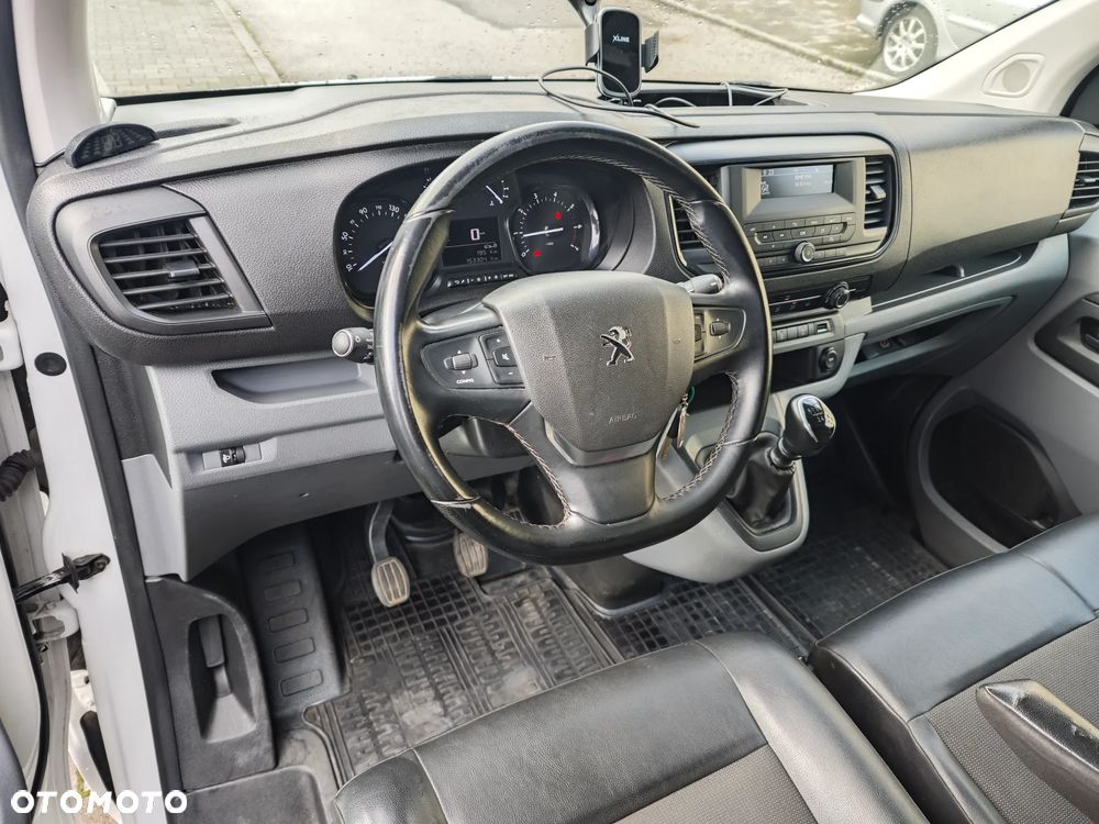 Peugeot EXPERT TRAVELLER - 19