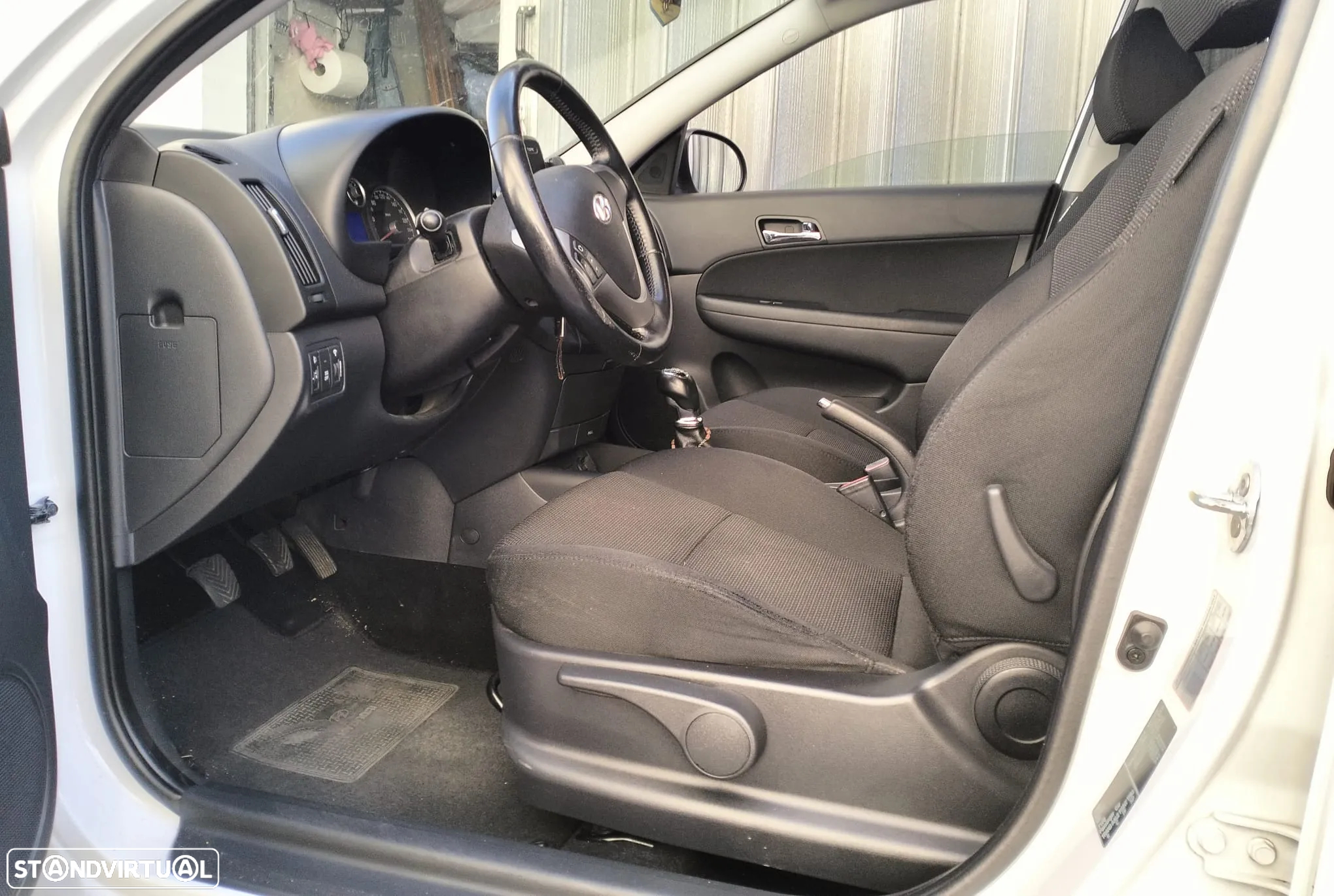Hyundai i30 1.6 CRDI Blue Comfort - 10