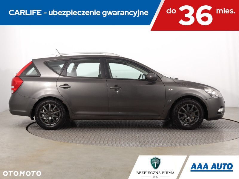 Kia Ceed - 7