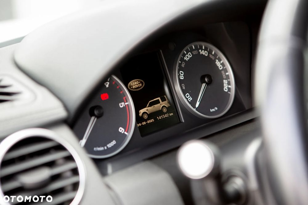 Land Rover Discovery 3.0 SD V6 HSE - 26