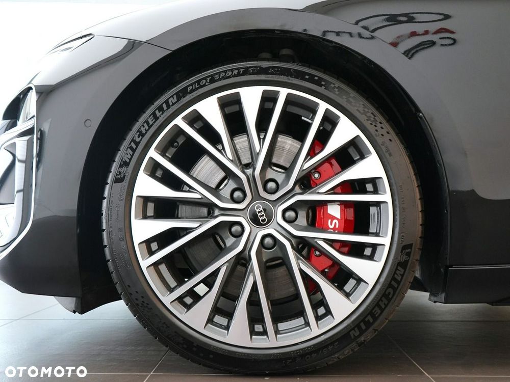 Audi A6 Avant e-tron - 8