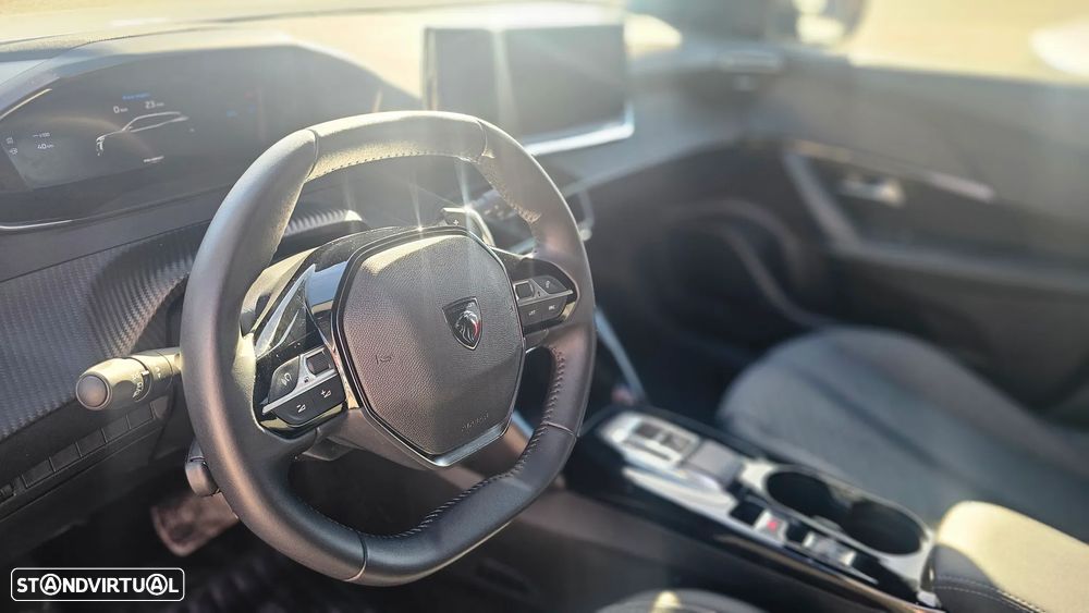 Peugeot 2008 Hybrid 145 e-DSC Allure - 40