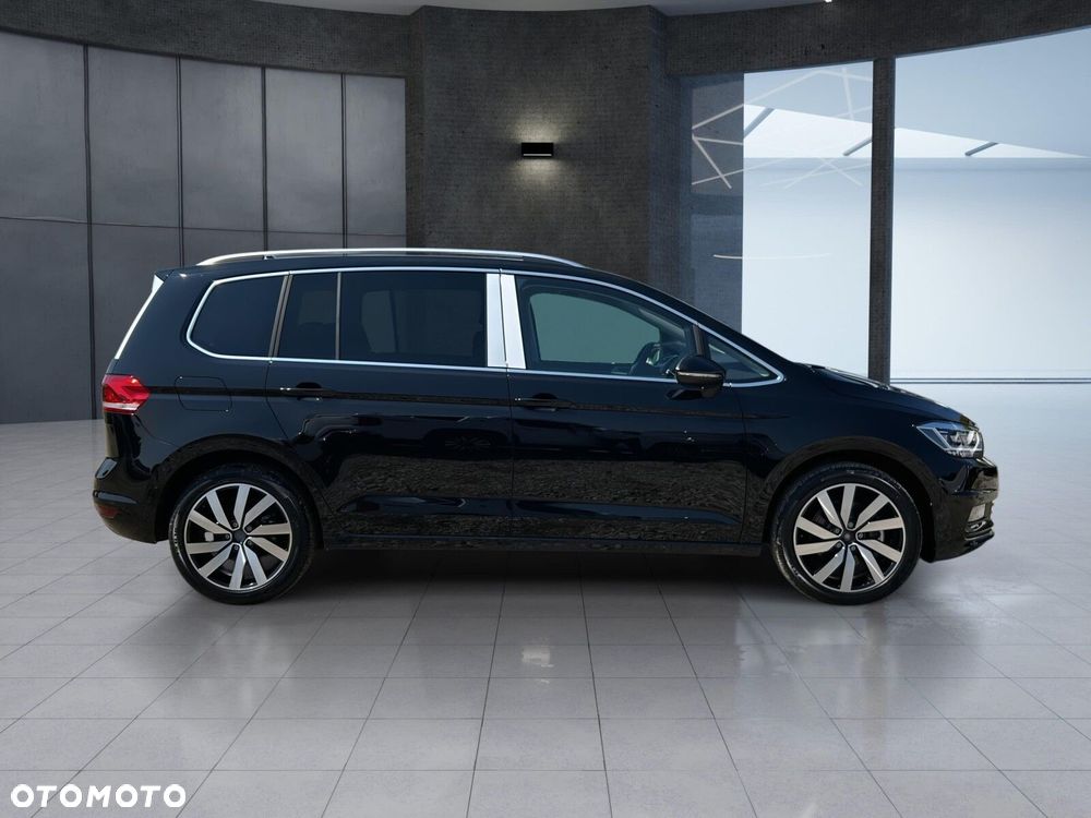 Volkswagen Touran - 3