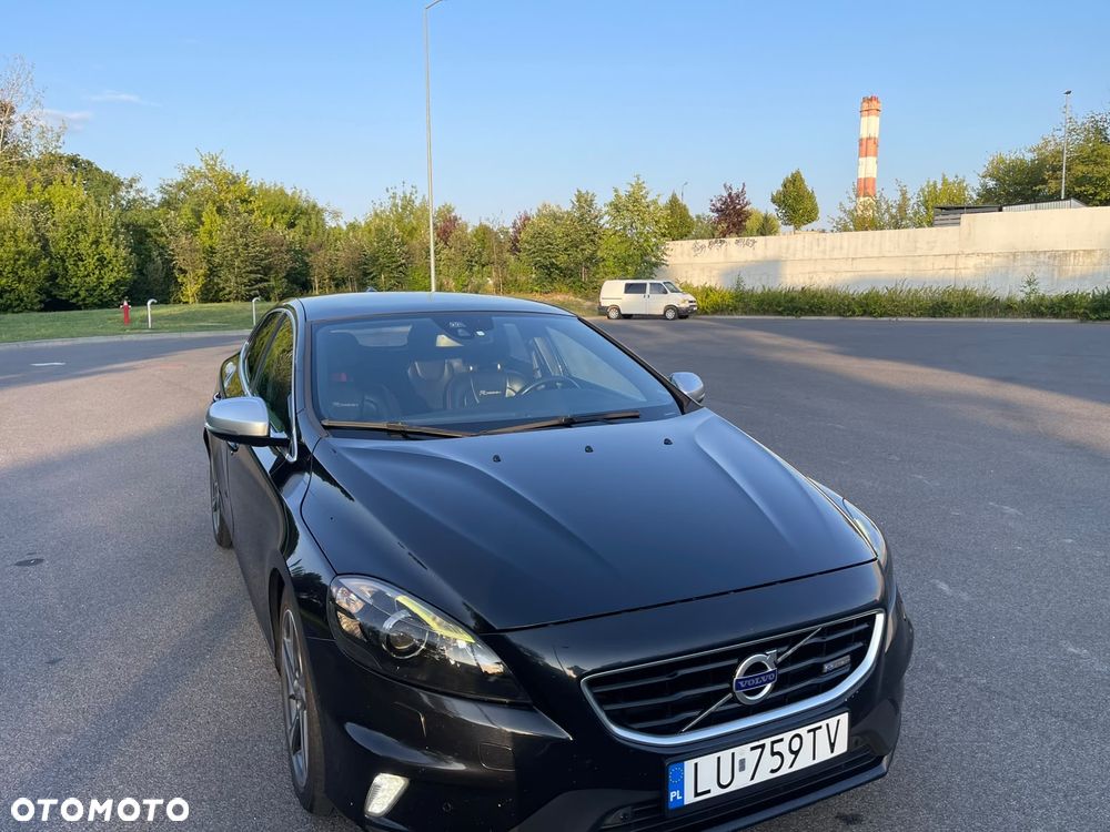 Volvo V40 D2 R-Design - 7