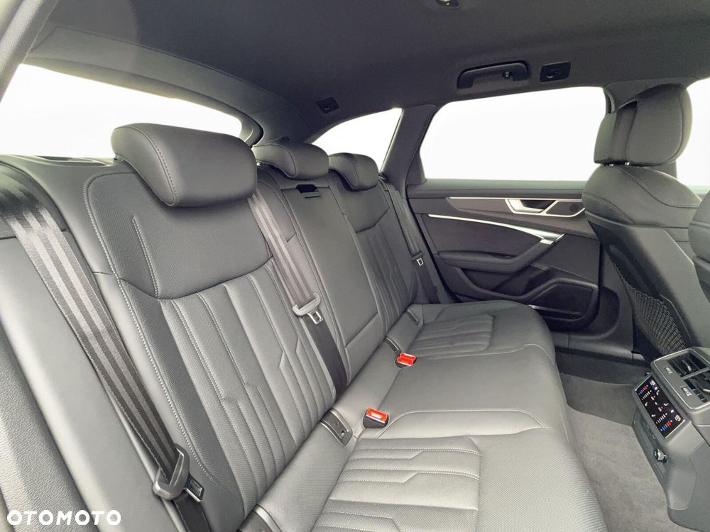 Audi RS6 Avant TFSI mHEV Quattro Tiptronic - 35