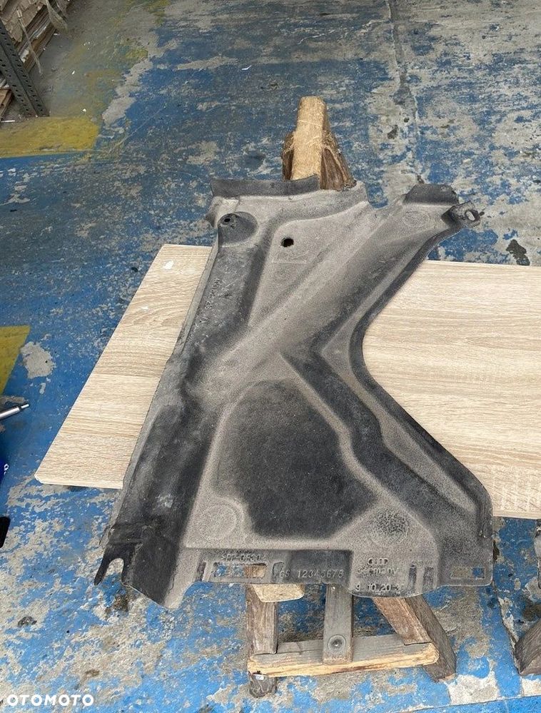 PRAWA OSŁONA PODWOZIA AUDI A6 C7 4G0825216A - 2