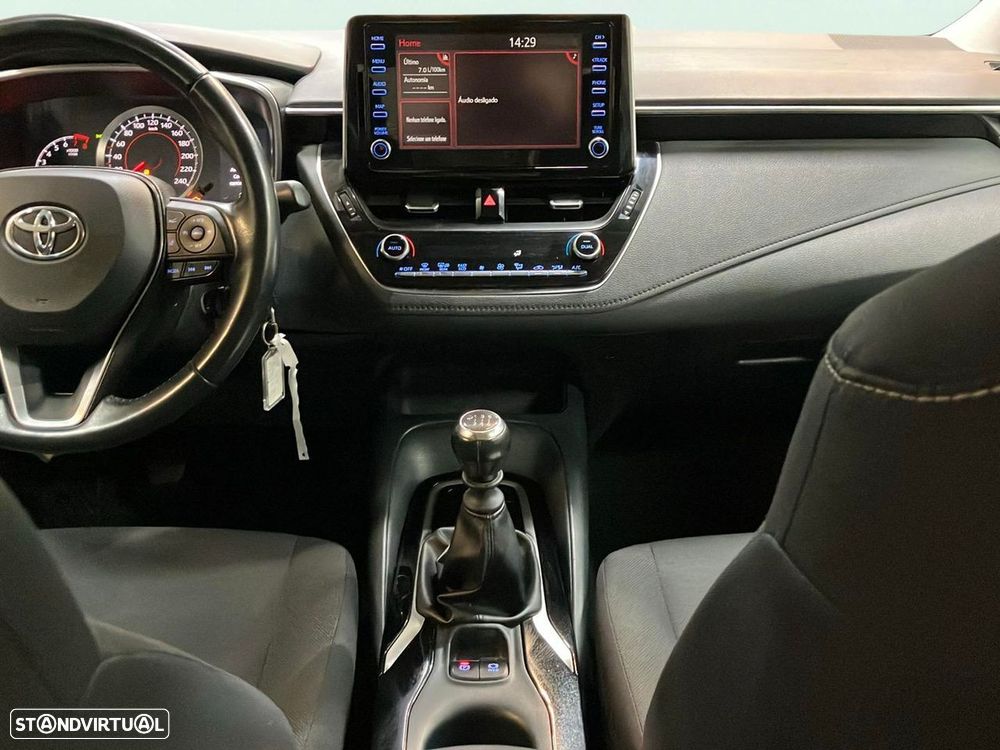 Toyota Corolla - 10