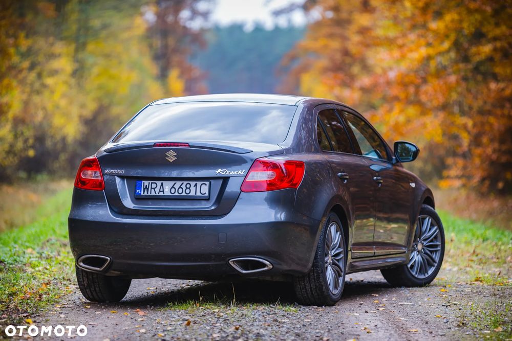 Suzuki Kizashi 2.4 Sport - 2
