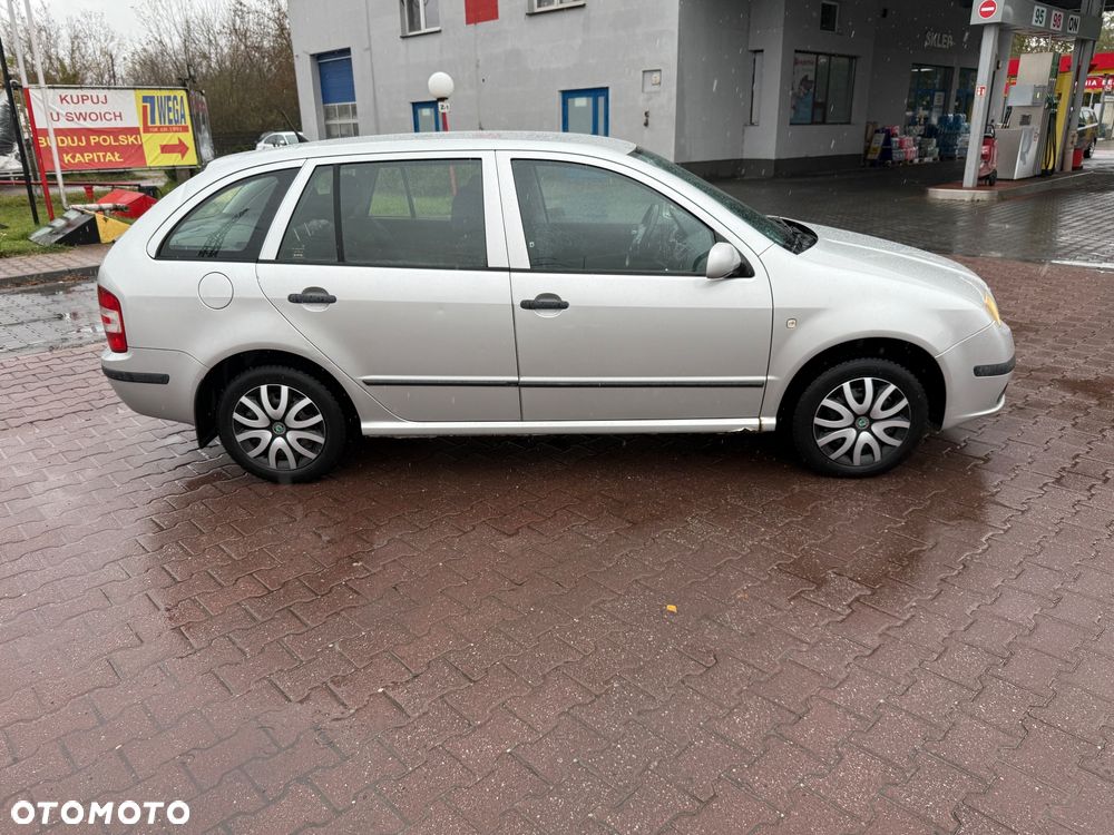 Skoda Fabia - 5