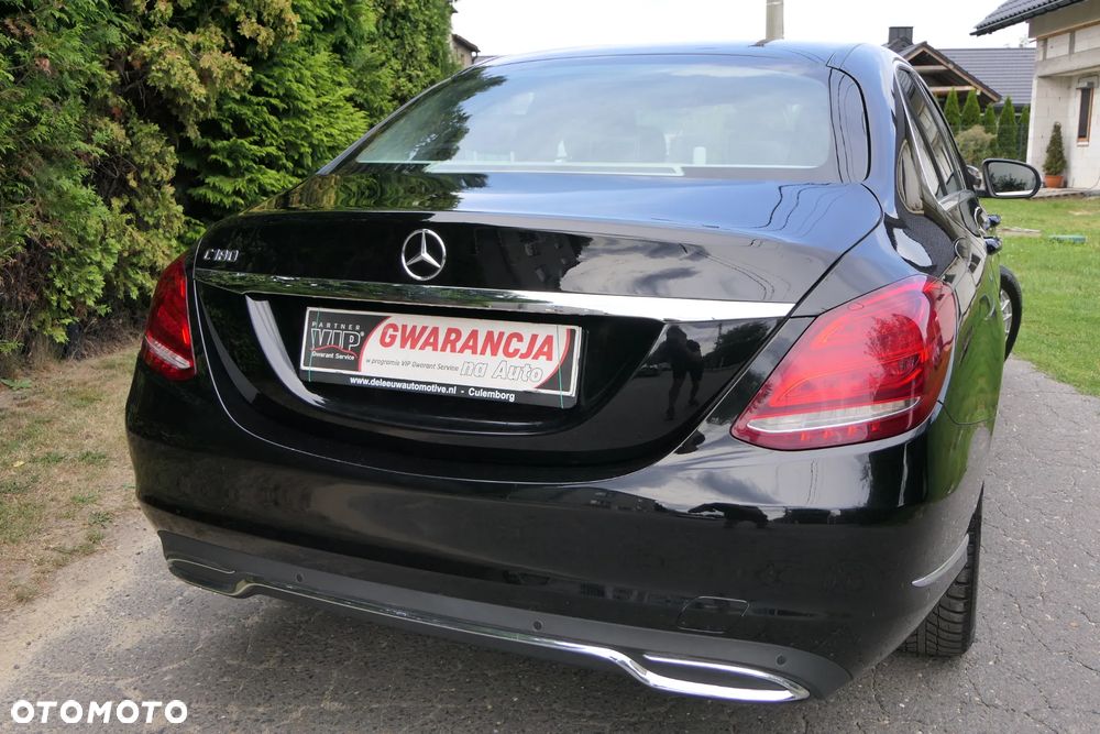 Mercedes-Benz Klasa C 180 (BlueEFFICIENCY) - 8