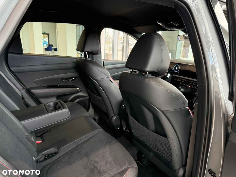 Hyundai Tucson 1.6 T-GDi N-Line 4WD DCT - 24