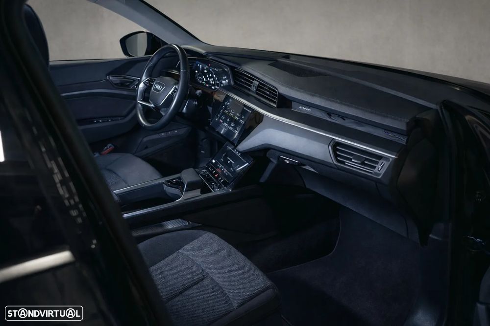 Audi e-tron 50 quattro - 8