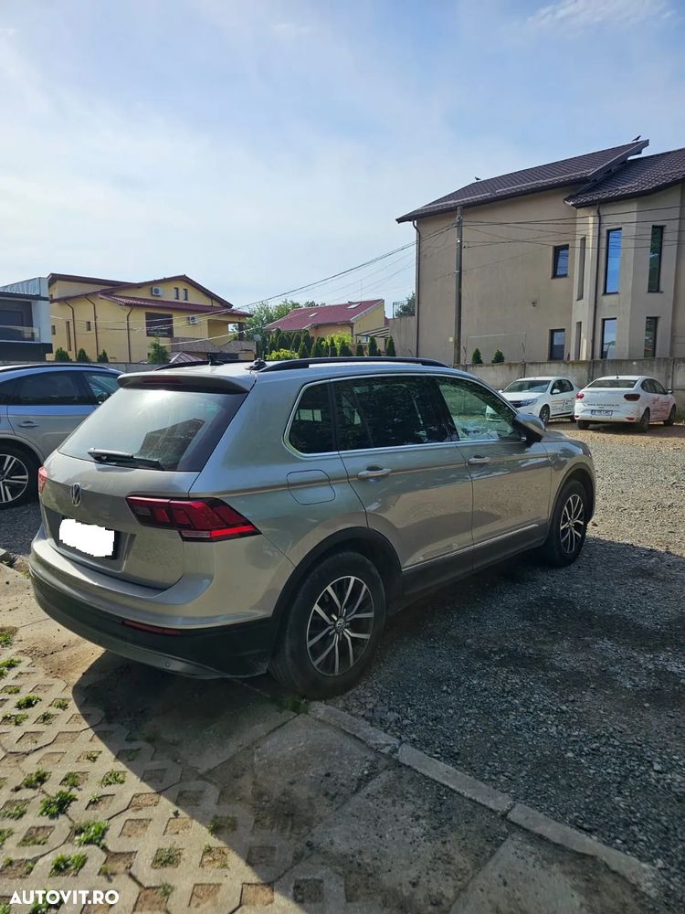 Volkswagen Tiguan 2.0 TDI 4Mot DSG Comfortline - 3