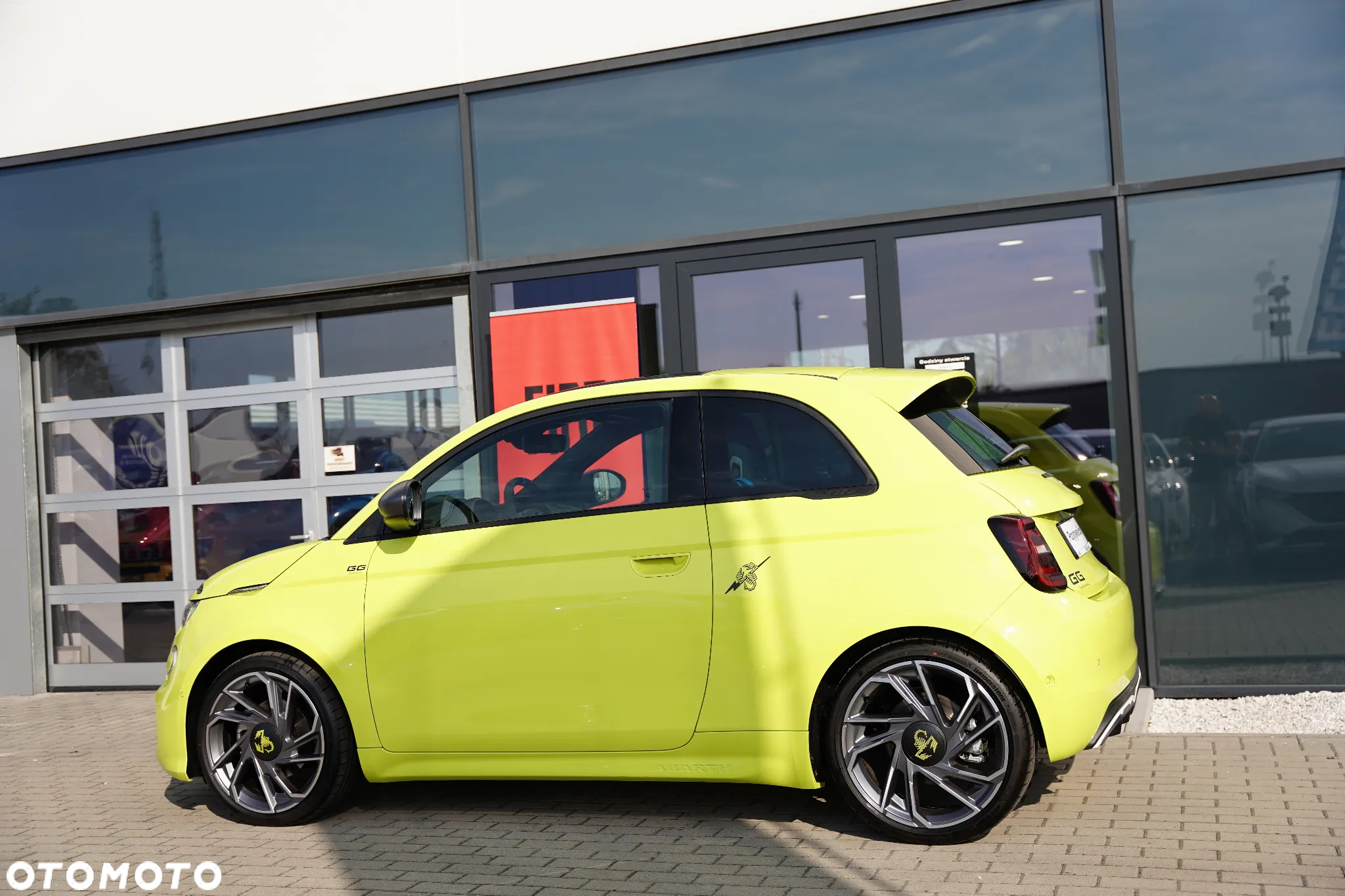 Abarth 500e - 3