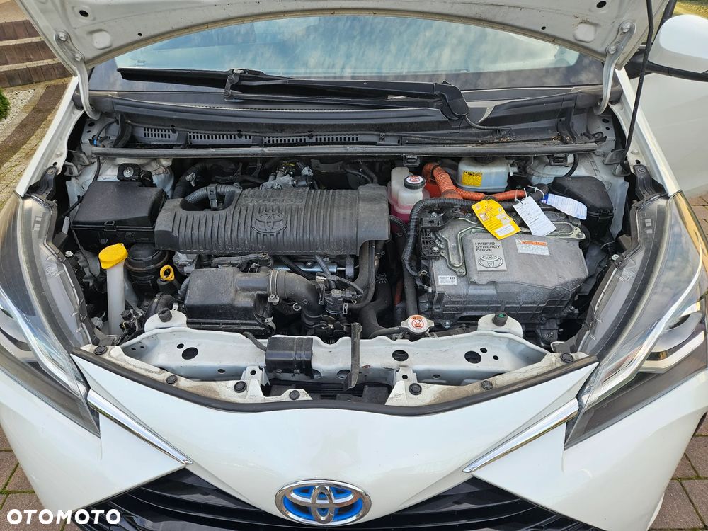 Toyota Yaris Hybrid 1.5 VVT-i Club - 19
