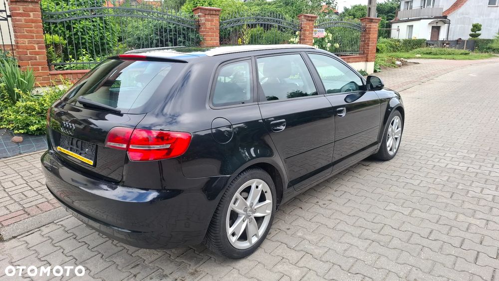 Audi A3 Sportback 2.0 TDI Ambiente - 5