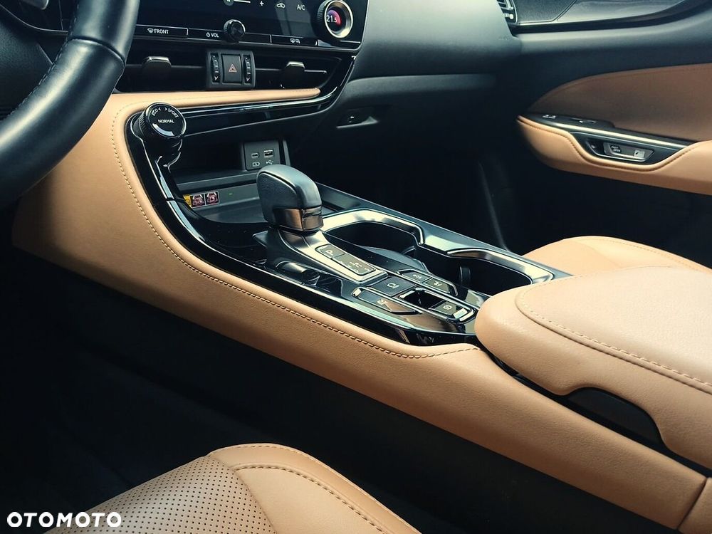 Lexus NX 350h Omotenashi AWD - 20