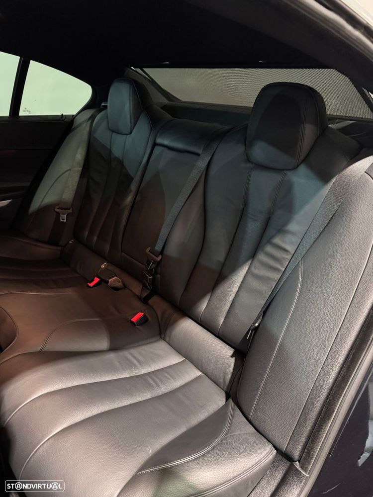 BMW 640 Gran Coupé d Pack M - 42