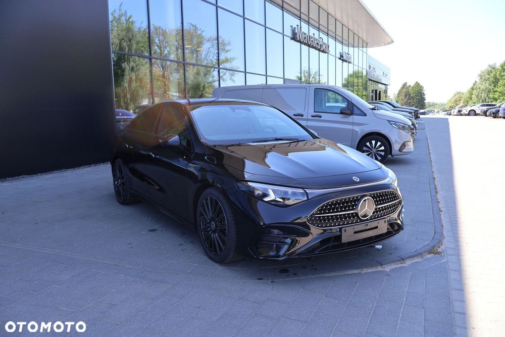 Mercedes-Benz CLA - 2