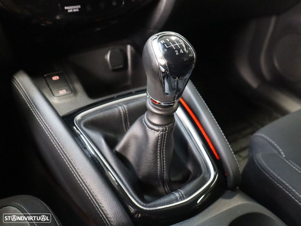 Nissan Qashqai 1.3 DIG-T N-Connecta - 16