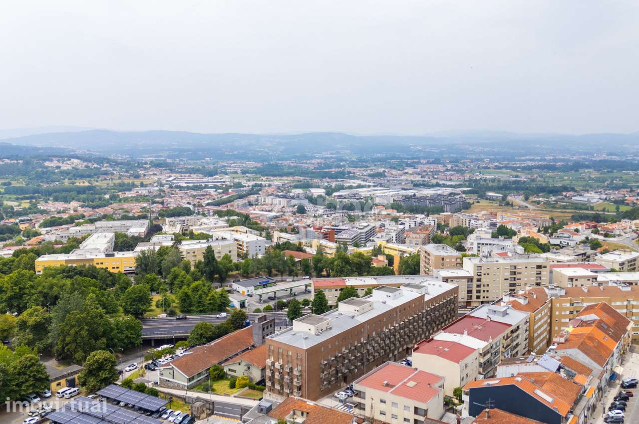 Apartamento T3, para arrendamento, centro cidade - Braga - Grande imagem: 2/37