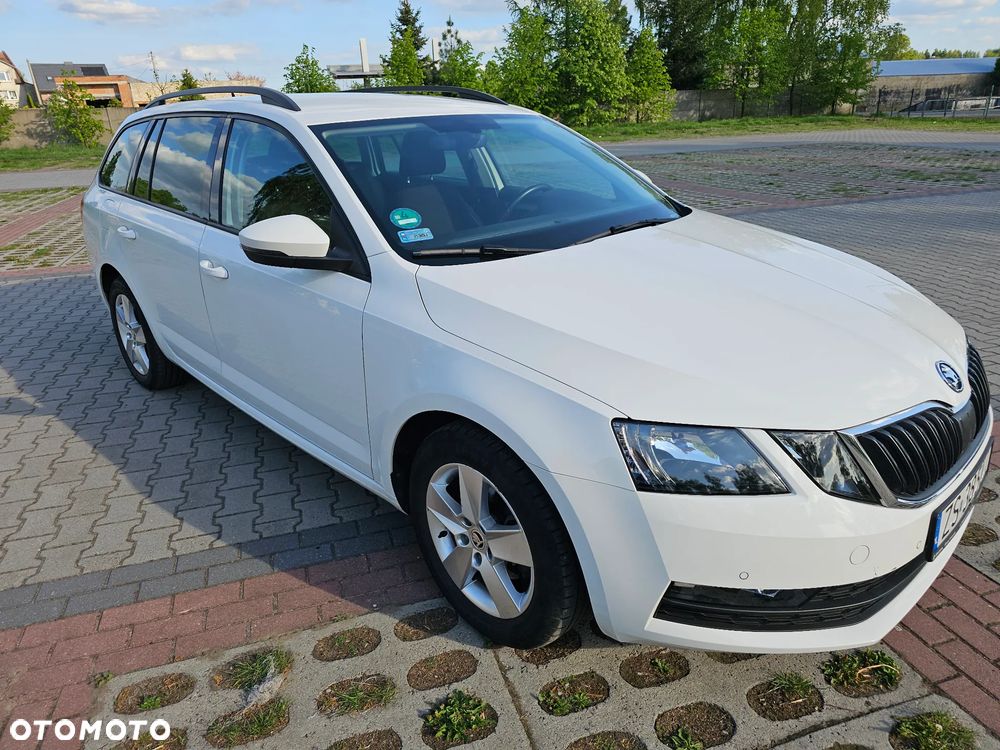 Skoda Octavia 1.5 TSI ACT Ambition - 8