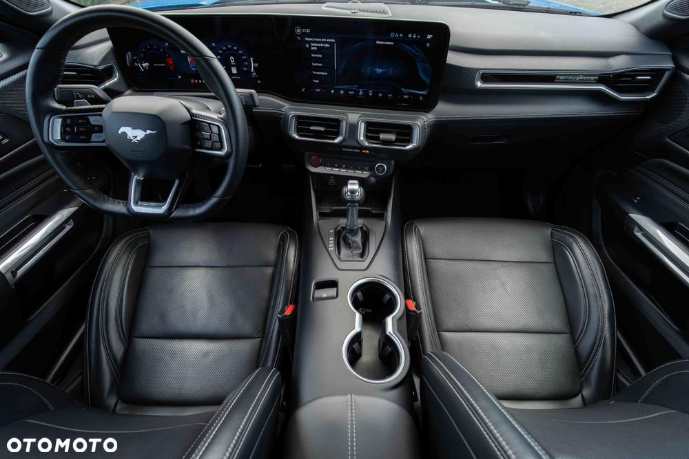 Ford Mustang - 21